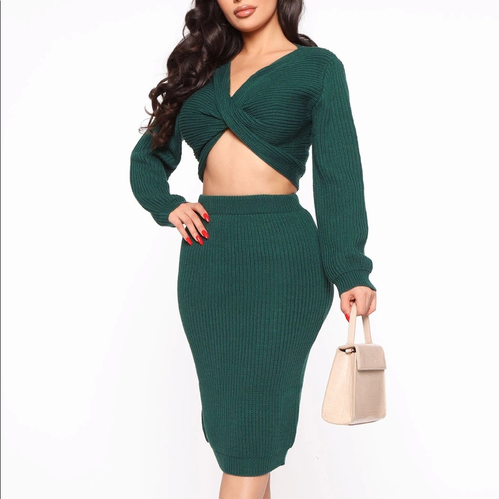 Cozy With A Twist Sweater Set - Hunter
